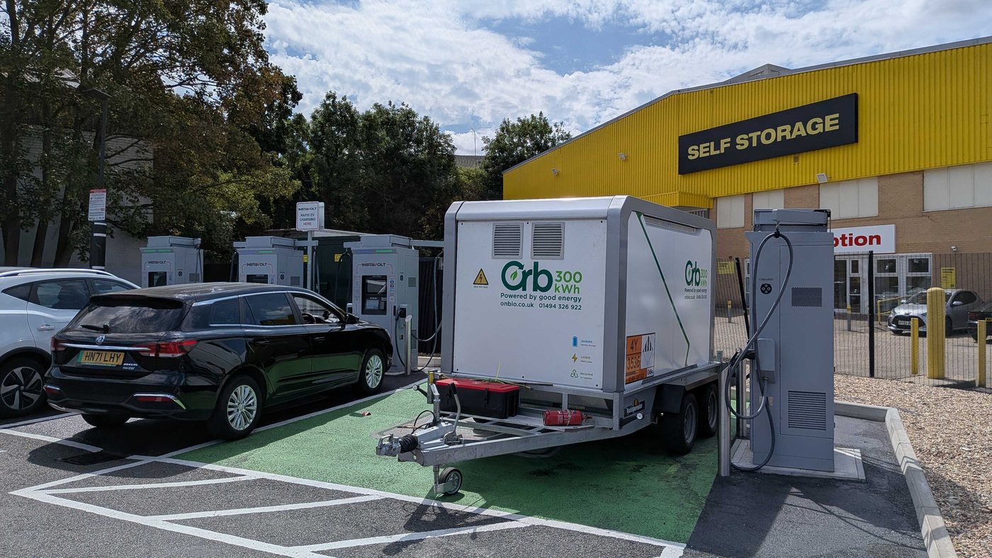 MAX300 recharging from a public DC rapid charger